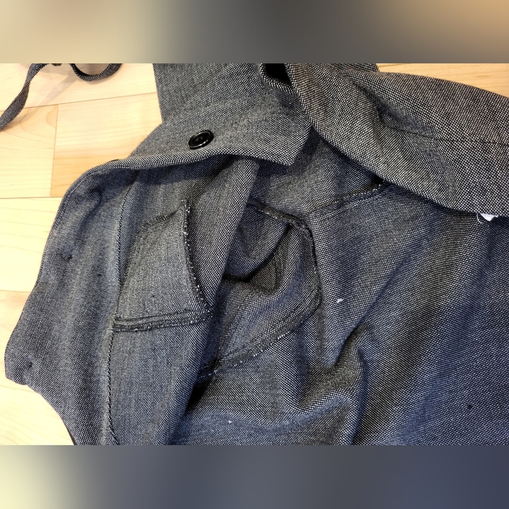 EUC Camela Mè Gray and Black Jacket - Picture 16 of 16
